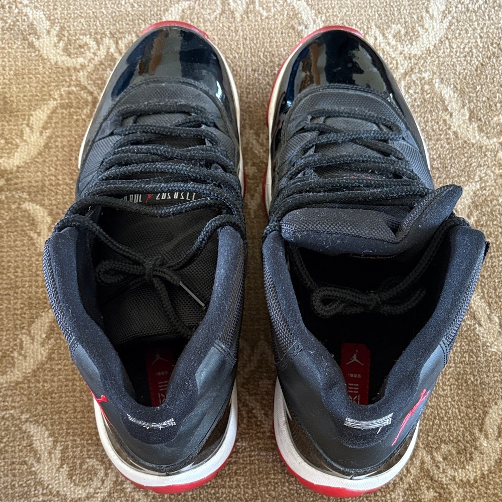 Jordan 11 BRED